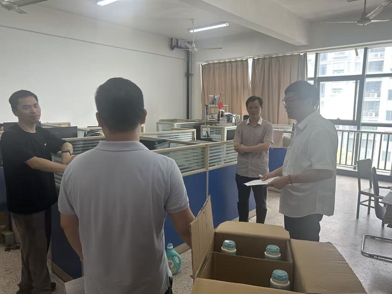 心系安全，关爱师生，机械学院分...