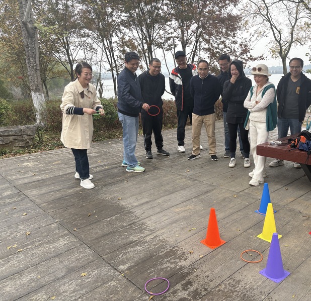 马院分工会开展户外趣味团建活动